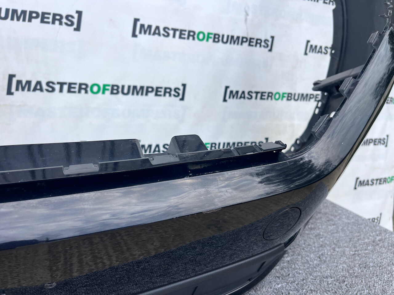 VW Touareg R Line Tdi V6 Mk3 2019-2023 Front Bumper 6 Pdc +jets Genuine [v321]