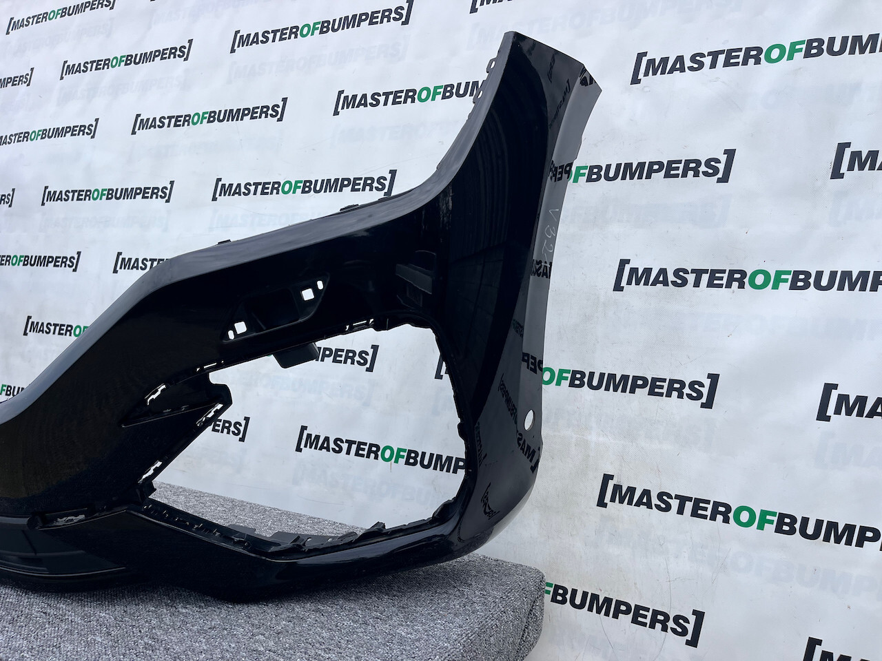 VW Touareg R Line Tdi V6 Mk3 2019-2023 Front Bumper 6 Pdc +jets Genuine [v321]