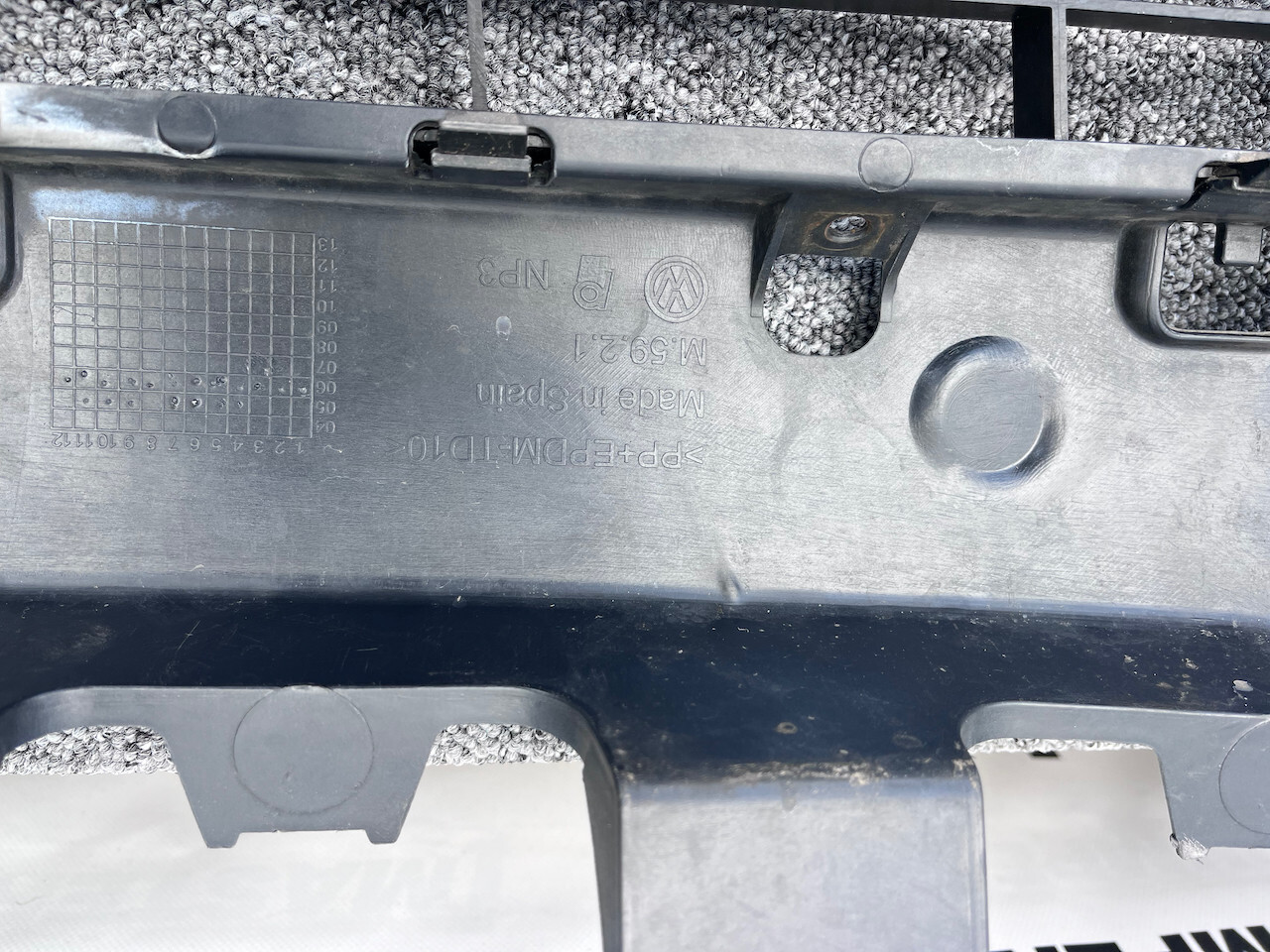 VW Eos Sport Convertible 2006-2009 Front Bumper No Pdc No Jets Genuine [v12]