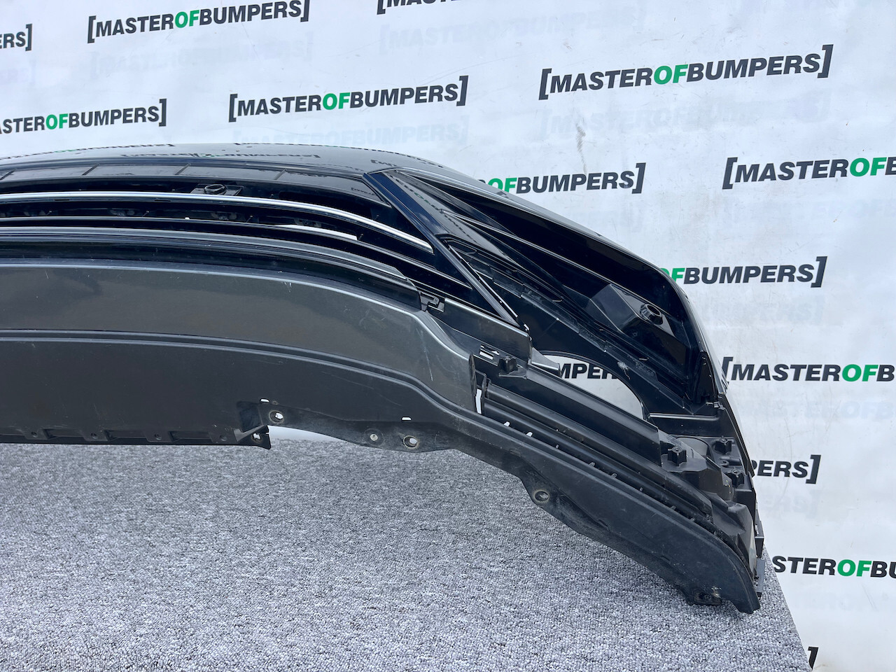 VW Tiguan R Line Mk2 Suv 2016-2019 Front Bumper 4 Pdc + Jets Genuine [v102]