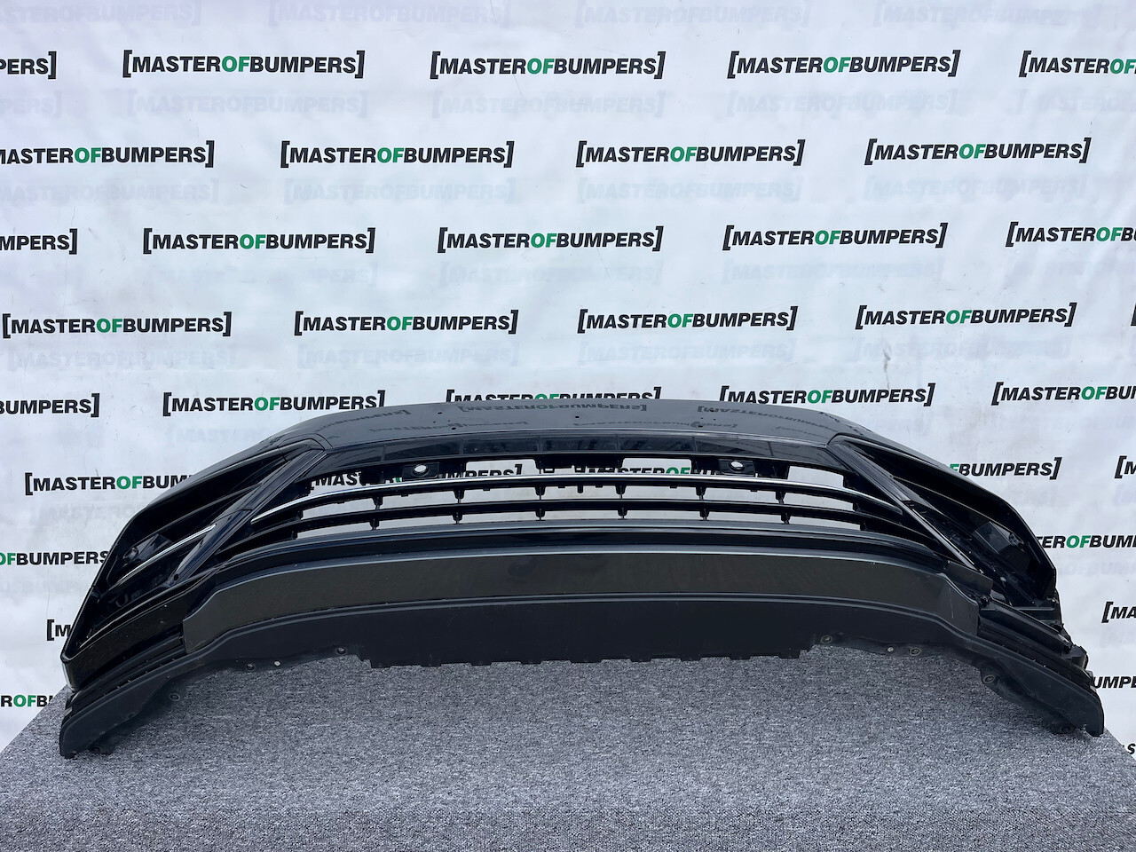 VW Tiguan R Line Mk2 Suv 2016-2019 Front Bumper 4 Pdc + Jets Genuine [v102]