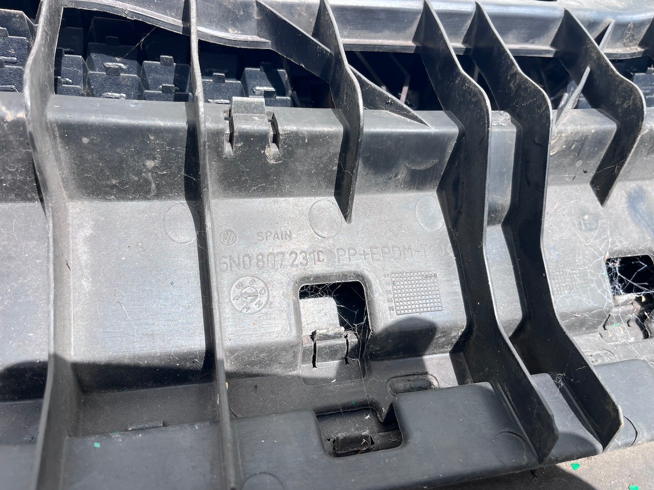 VW Polo Gti Sport Mk4 Lift Hatchback 2000-2003 Front Bumper Genuine [v336]