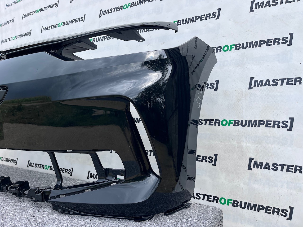 VW Id3 Id.3 Pro Launch Edition Lift 2024-on Front Bumper 4 Pdc Genuine [v338]