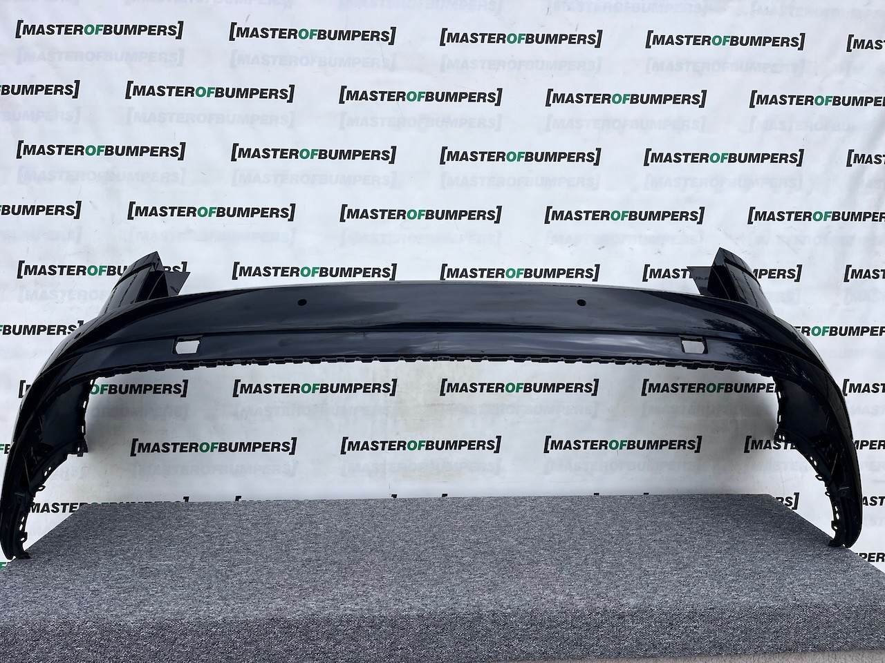 VW Touareg R Line Tdi V6 Mk3 2019-2023 Rear Bumper 6 Pdc Genuine [v340]