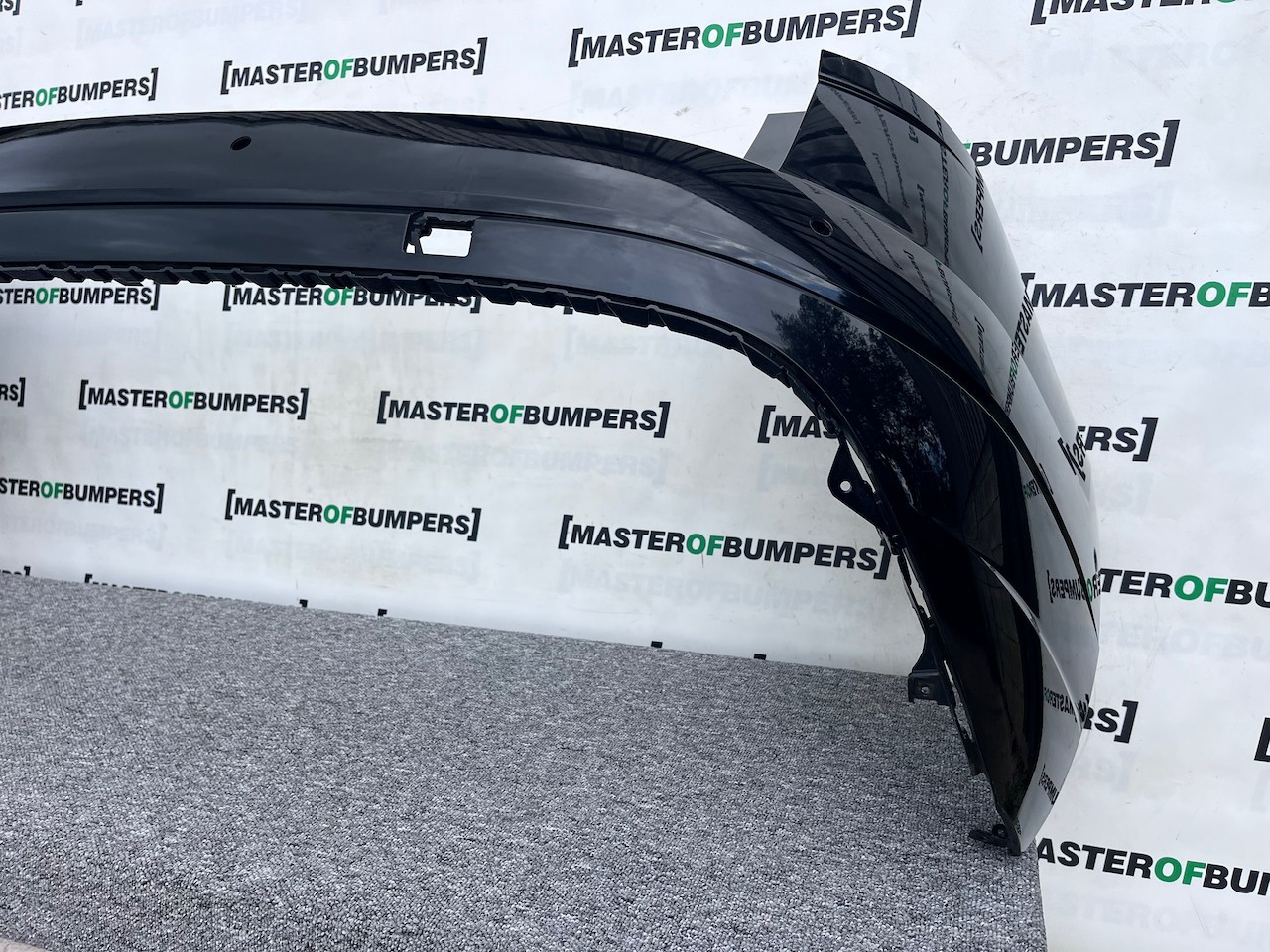 VW Touareg R Line Tdi V6 Mk3 2019-2023 Rear Bumper 6 Pdc Genuine [v340]