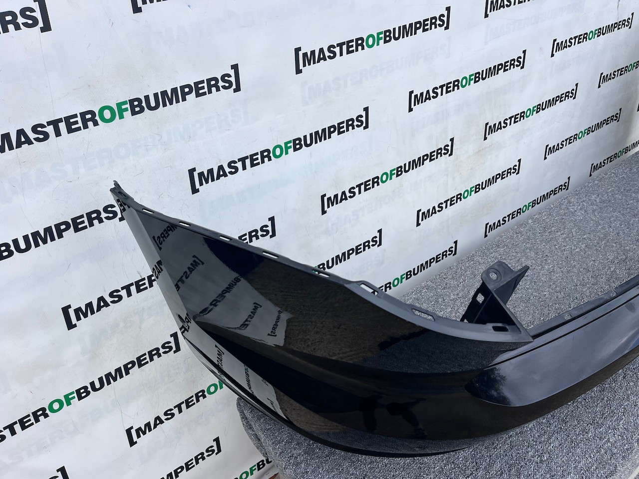 VW Touareg R Line Tdi V6 Mk3 2019-2023 Rear Bumper 6 Pdc Genuine [v340]