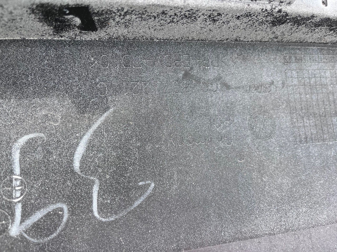 VW Passat Alltrack B8 Estate 2015-2018 Front Bumper 4 Pdc +jets Genuine [v357]