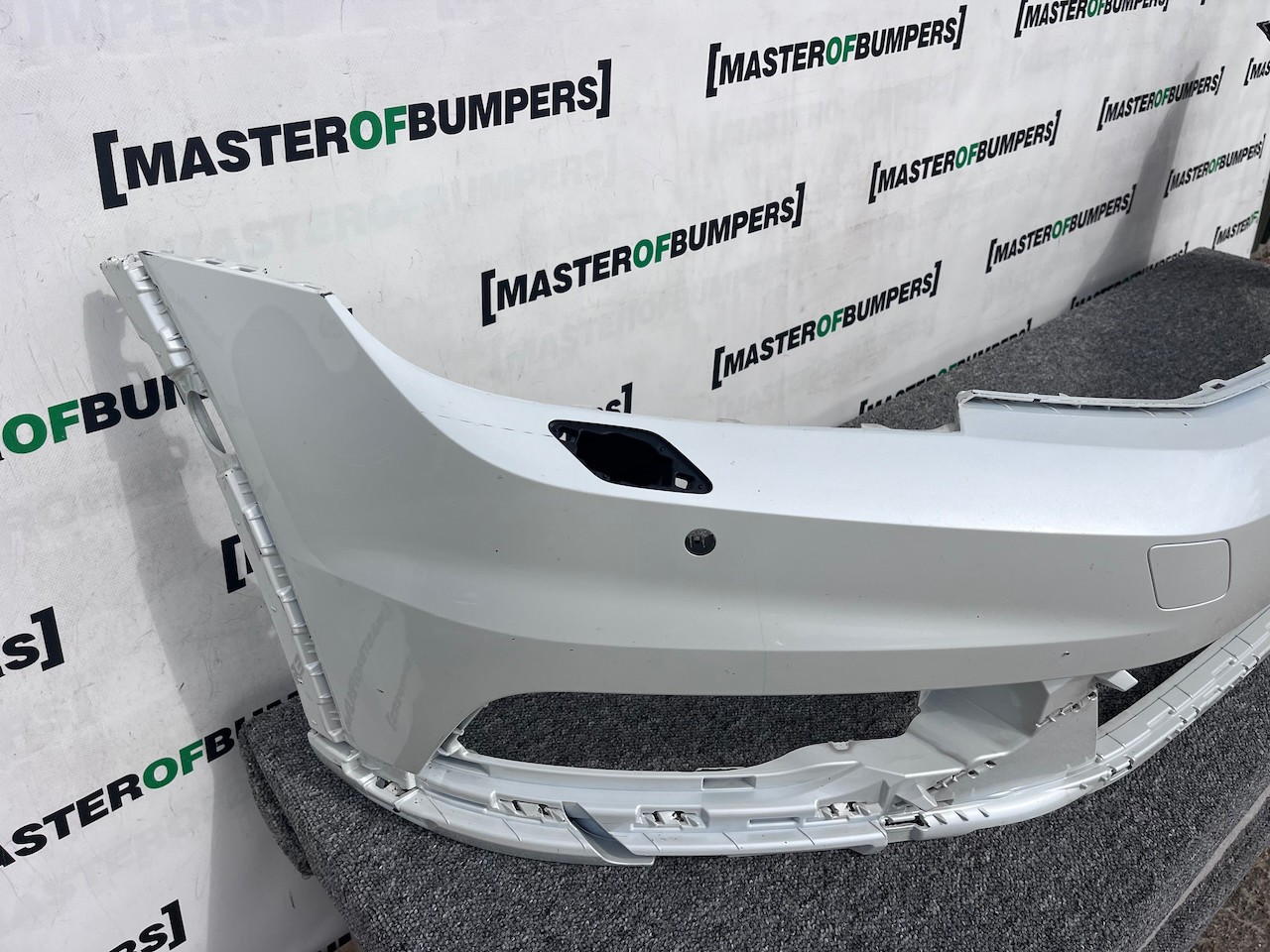 VW Passat Alltrack B8 Estate 2015-2018 Front Bumper 4 Pdc +jets Genuine [v357]