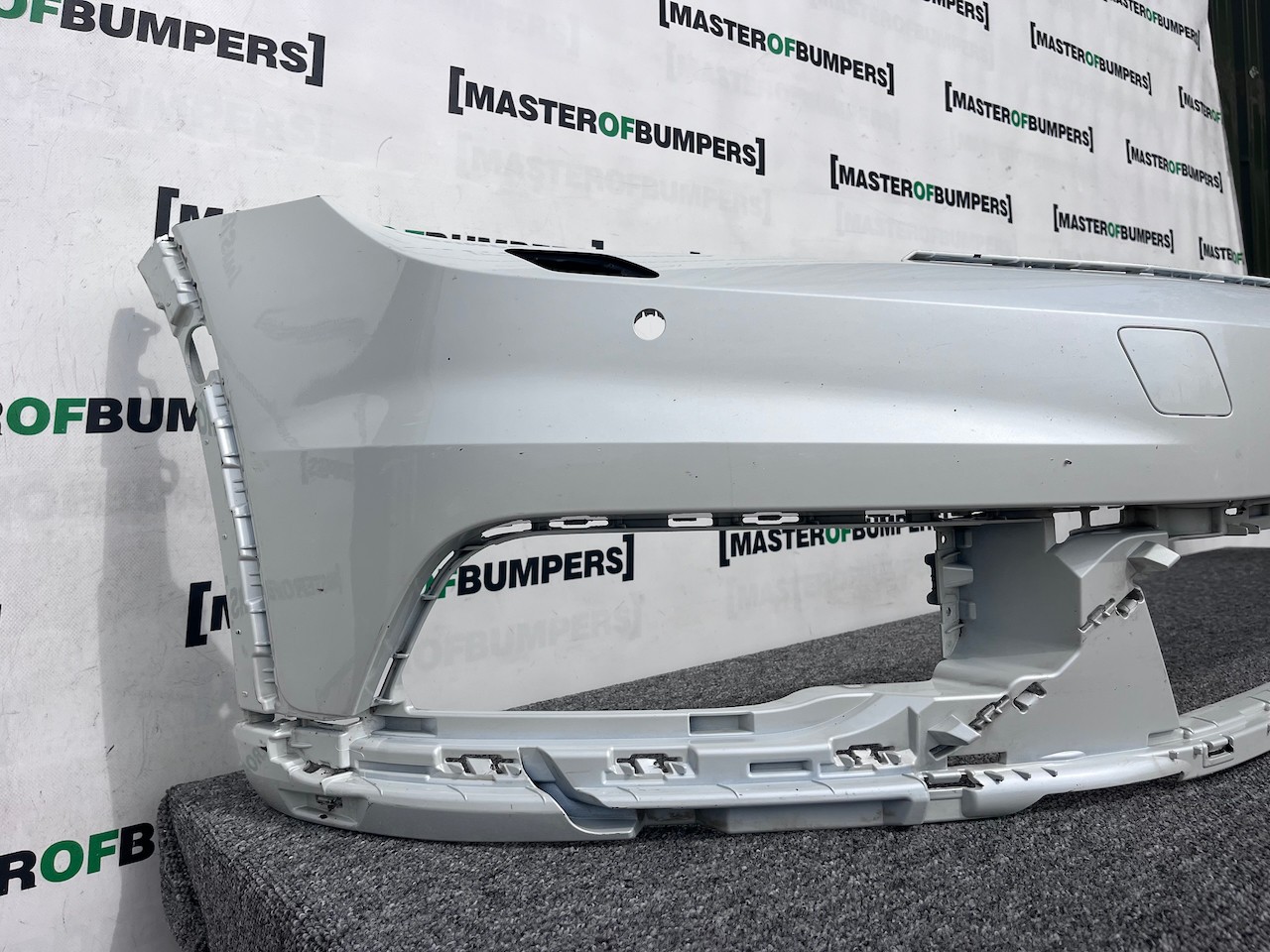 VW Passat Alltrack B8 Estate 2015-2018 Front Bumper 4 Pdc +jets Genuine [v357]