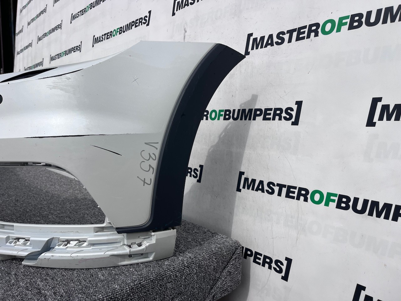 VW Passat Alltrack B8 Estate 2015-2018 Front Bumper 4 Pdc +jets Genuine [v357]