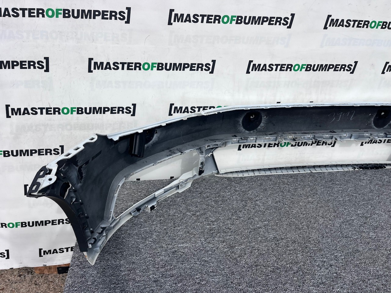 VW Passat Alltrack B8 Estate 2015-2018 Front Bumper 4 Pdc +jets Genuine [v357]