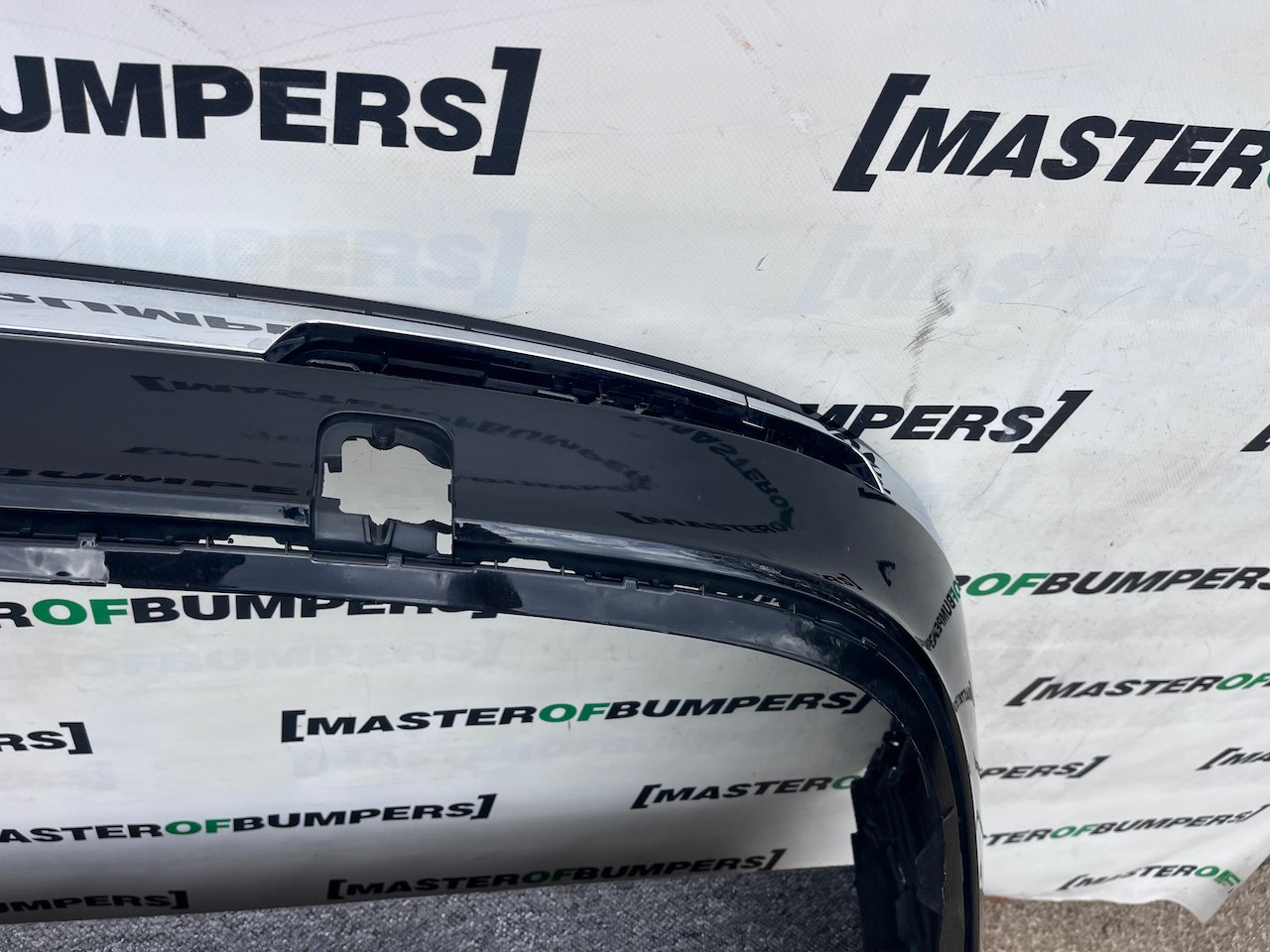 VW Tiguan R Line Mk2 2016-2018 Rear Bumper With Chrome Genuine [v364]