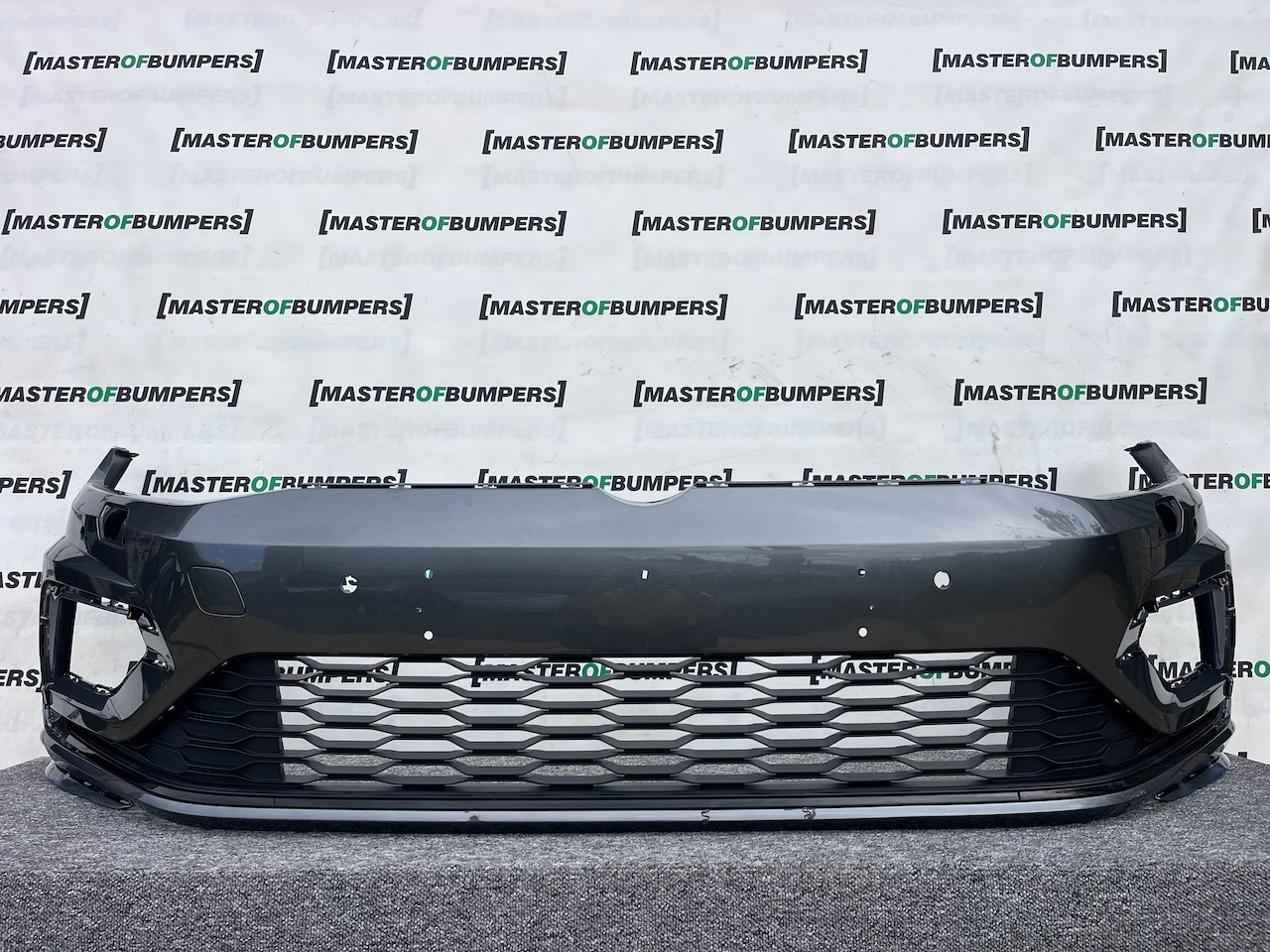 VW Golf R Line Mk7.5 Hatchback 2017-2019 Front Bumper 4 Pdc +jets Genuine [v388]