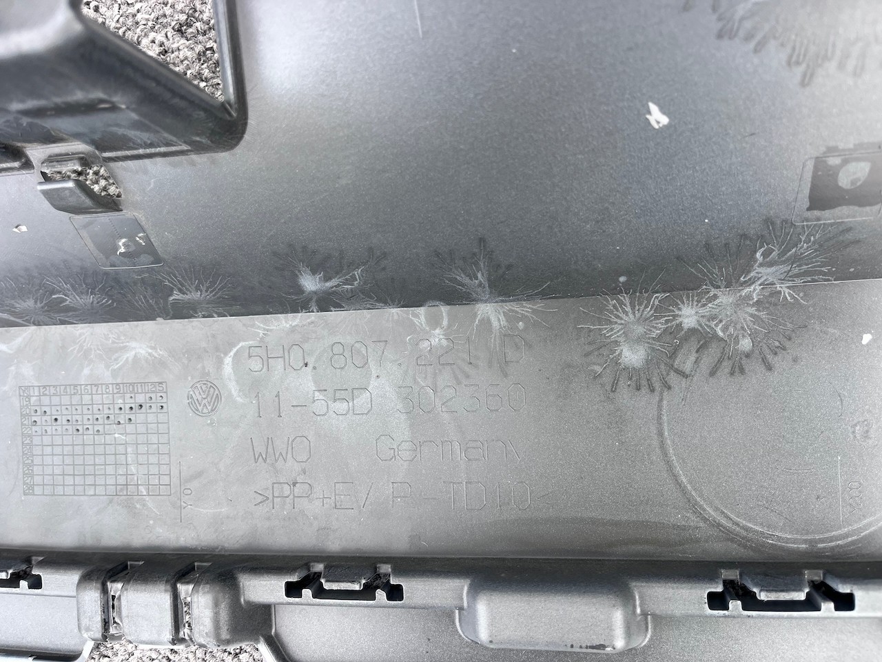 VW Golf Gti Gtd Clubsport Mk8 2020-2023 Front Bumper 4 Pdc Genuine [v392]