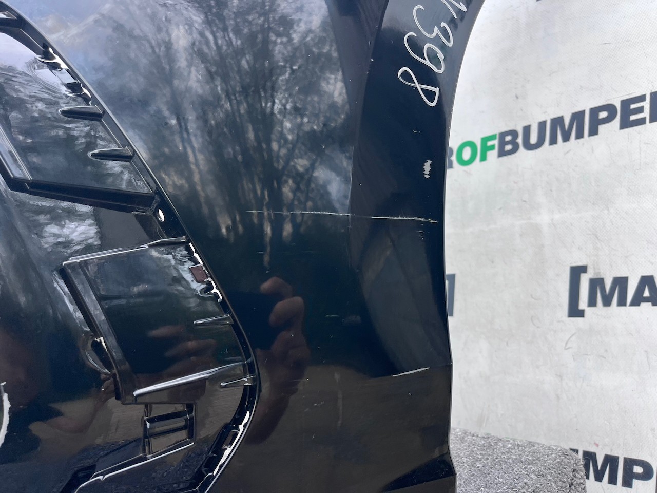 VW Golf R-line Mk8 Lift Hatchback 2024-on Front Bumper 4 Pdc Genuine [v398]