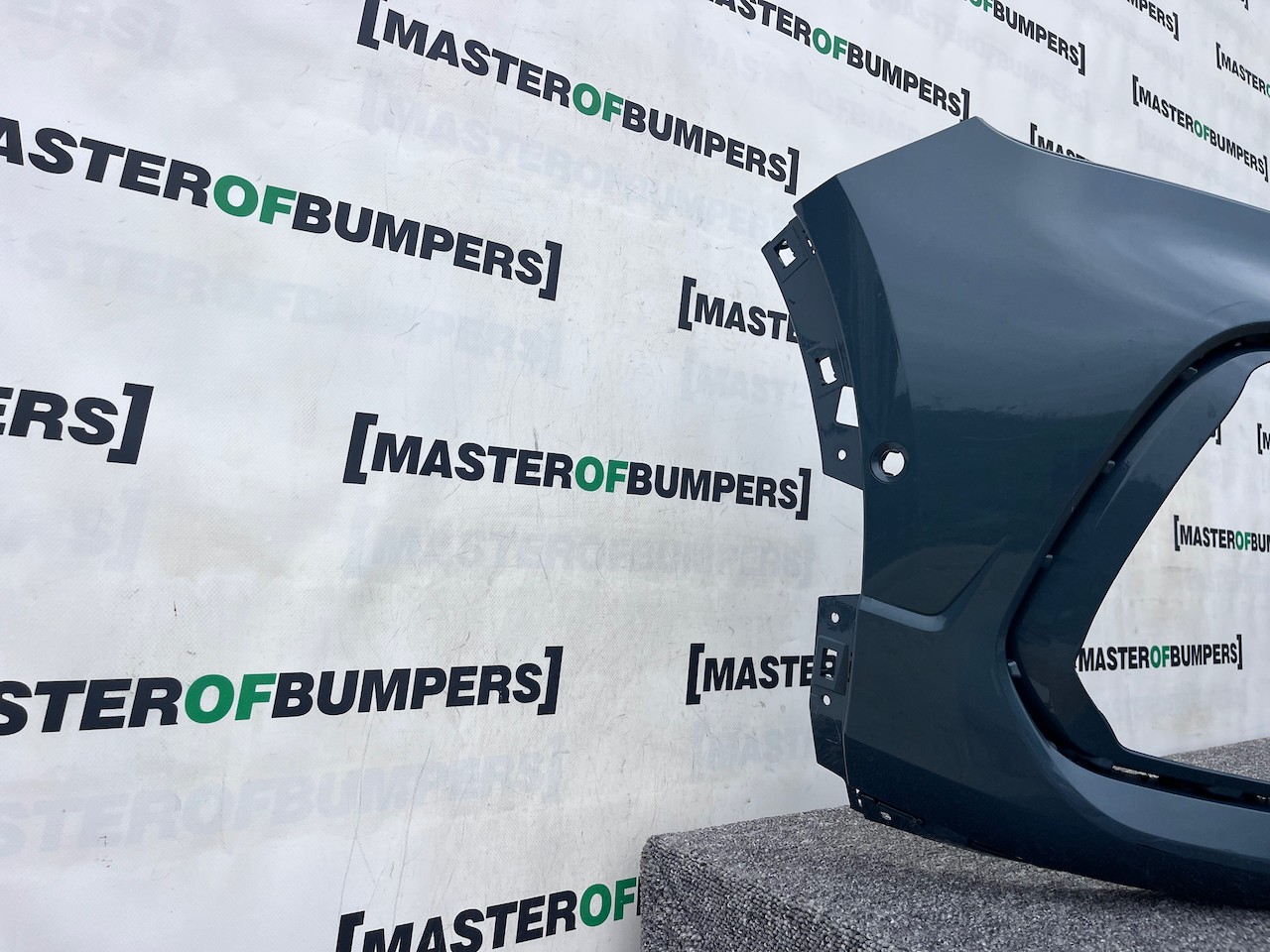 VW T-roc Troc R Line Tsi Evo Lift 2022-2025 Front Bumper 6 Pdc Genuine [v416]