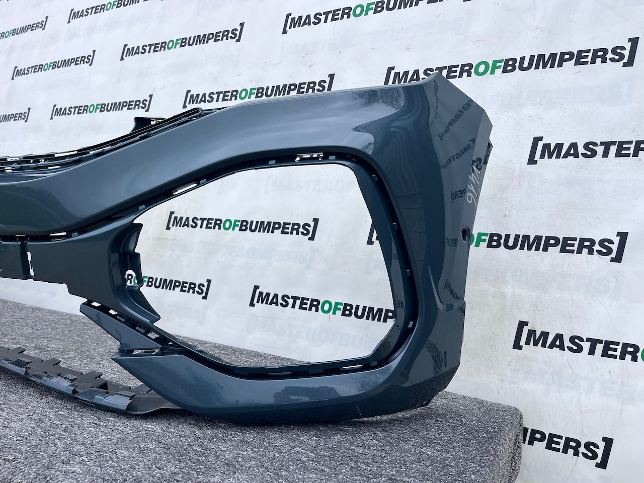 VW T-roc Troc R Line Tsi Evo Lift 2022-2025 Front Bumper 6 Pdc Genuine [v416]