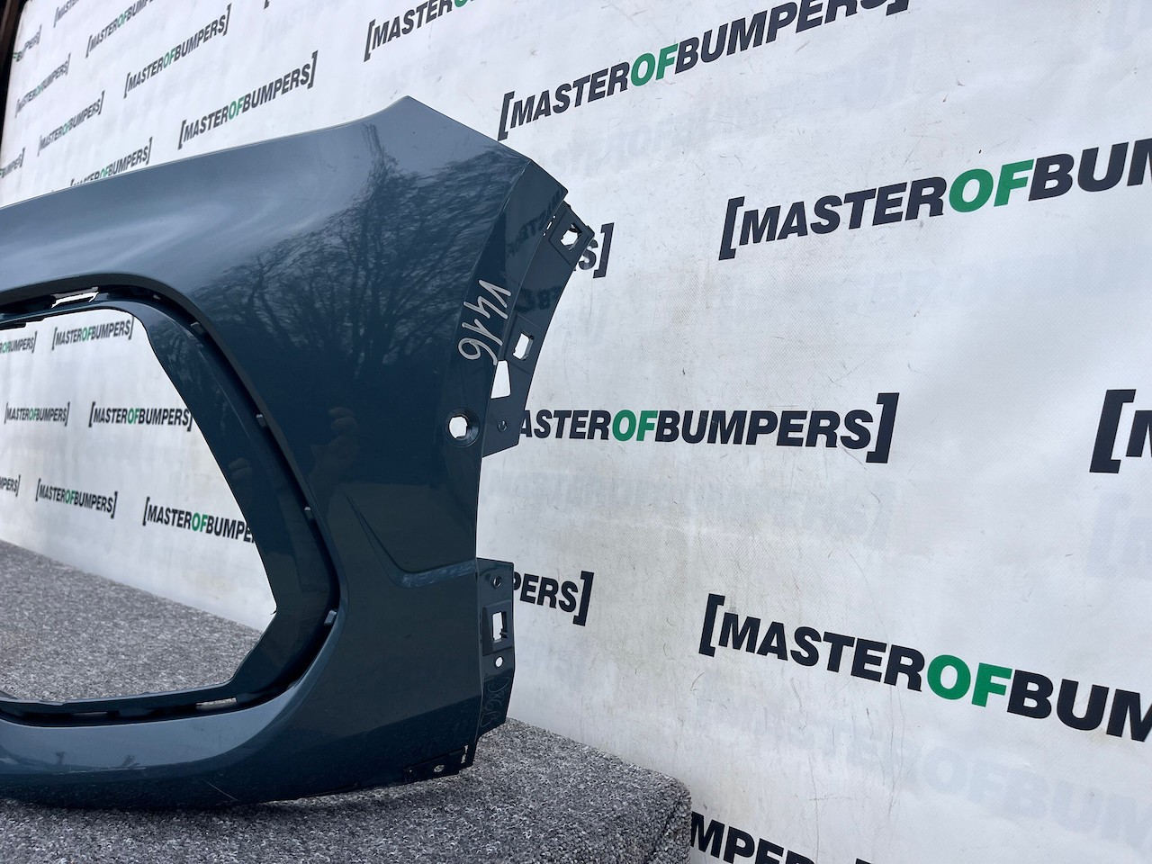 VW T-roc Troc R Line Tsi Evo Lift 2022-2025 Front Bumper 6 Pdc Genuine [v416]