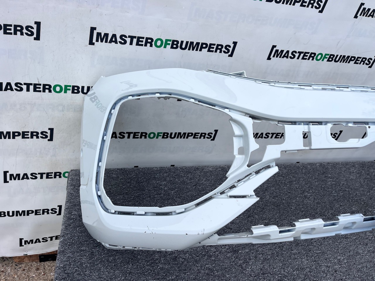 VW T-roc Troc R Line Tsi Evo Lift 2022-2025 Front Bumper 6 Pdc Genuine [v417]