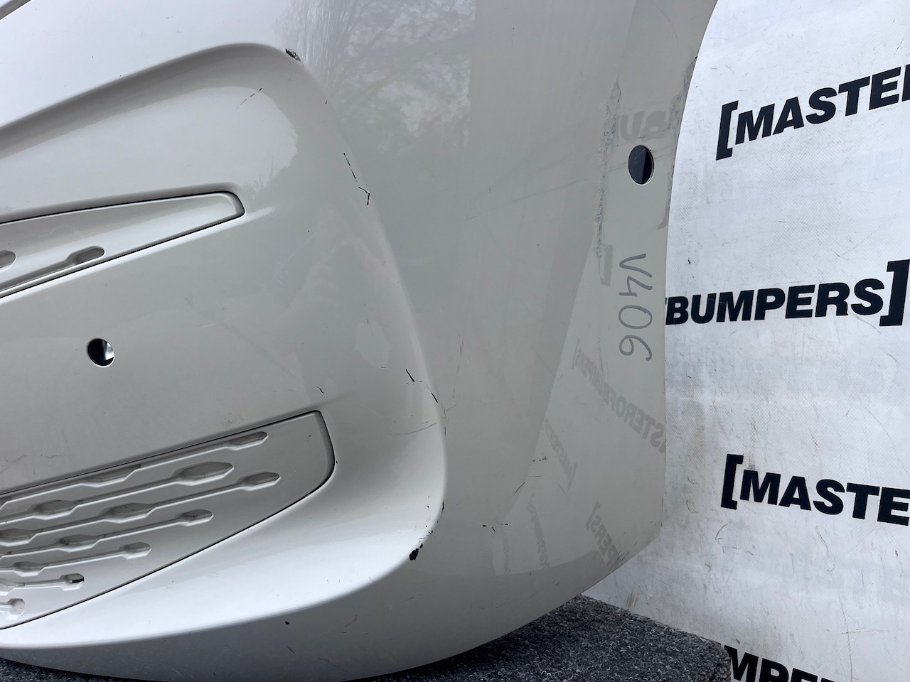 VW Multivan Style Edition T7 2022-on Front Bumper 6 Pdc Genuine [v406]