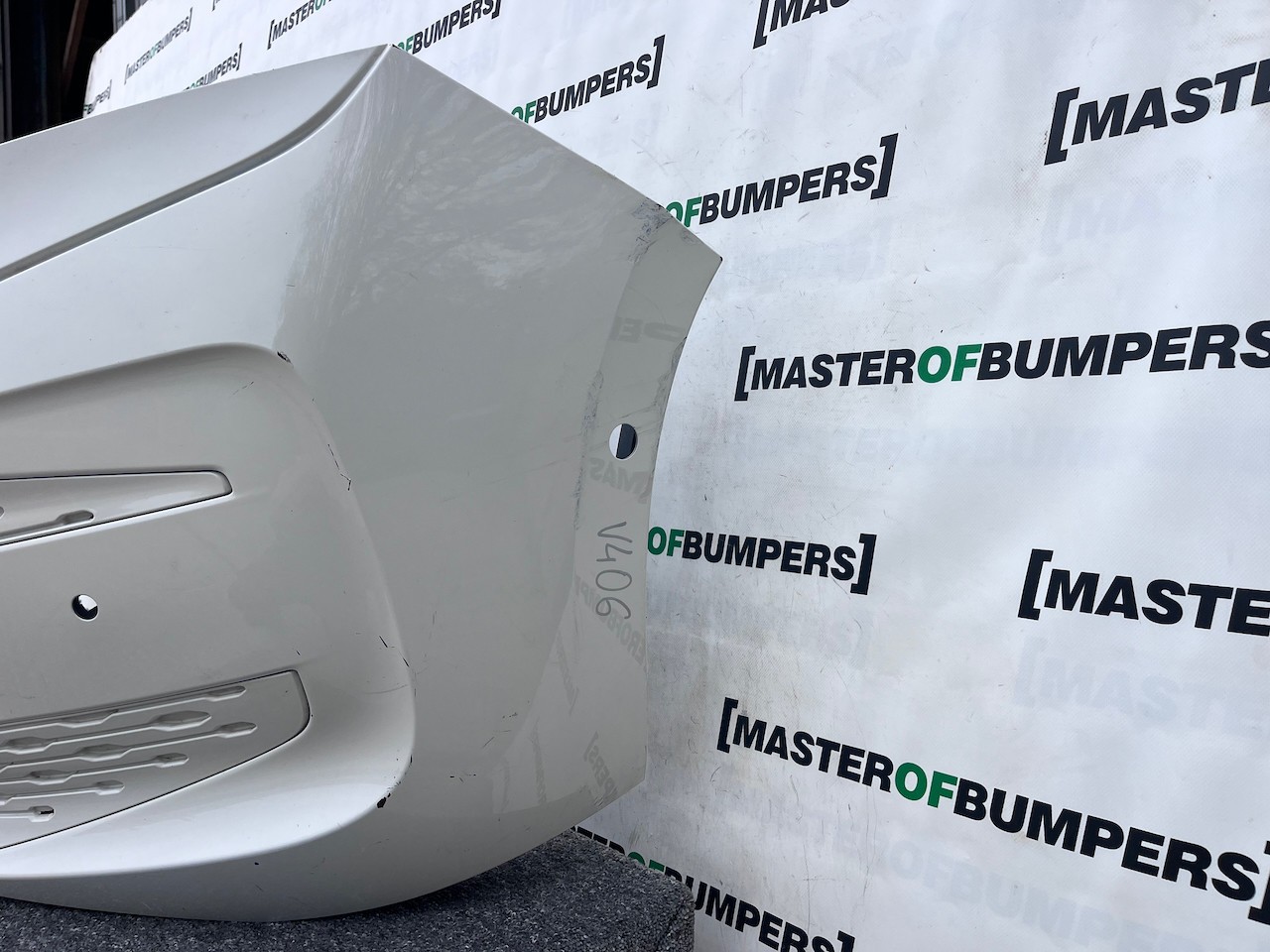 VW Multivan Style Edition T7 2022-on Front Bumper 6 Pdc Genuine [v406]