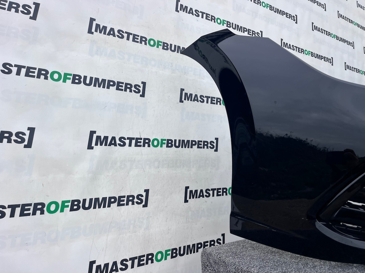 VW Golf Life Se Mk8 Hatchback 2020-2024 Front Bumper Black Genuine [v425]