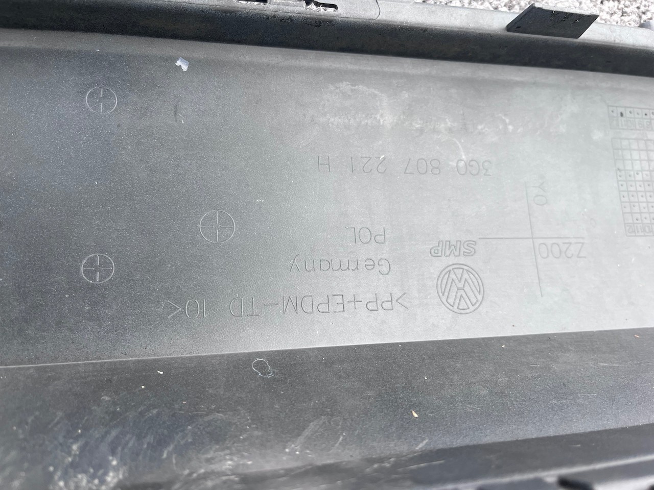 VW Passat Alltrack B8 Lift Estate 2021-2024 Front Bumper Pdc Genuine [v402]