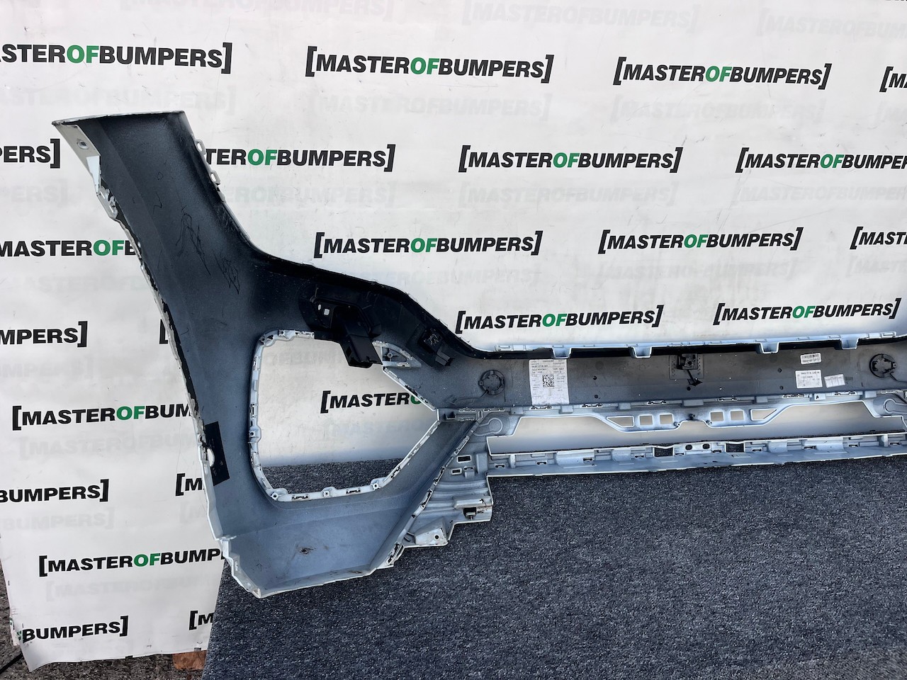 VW Touareg R Line Tdi V6 Mk3 2019-2023 Front Bumper 6 Pdc +jets Genuine [v443]