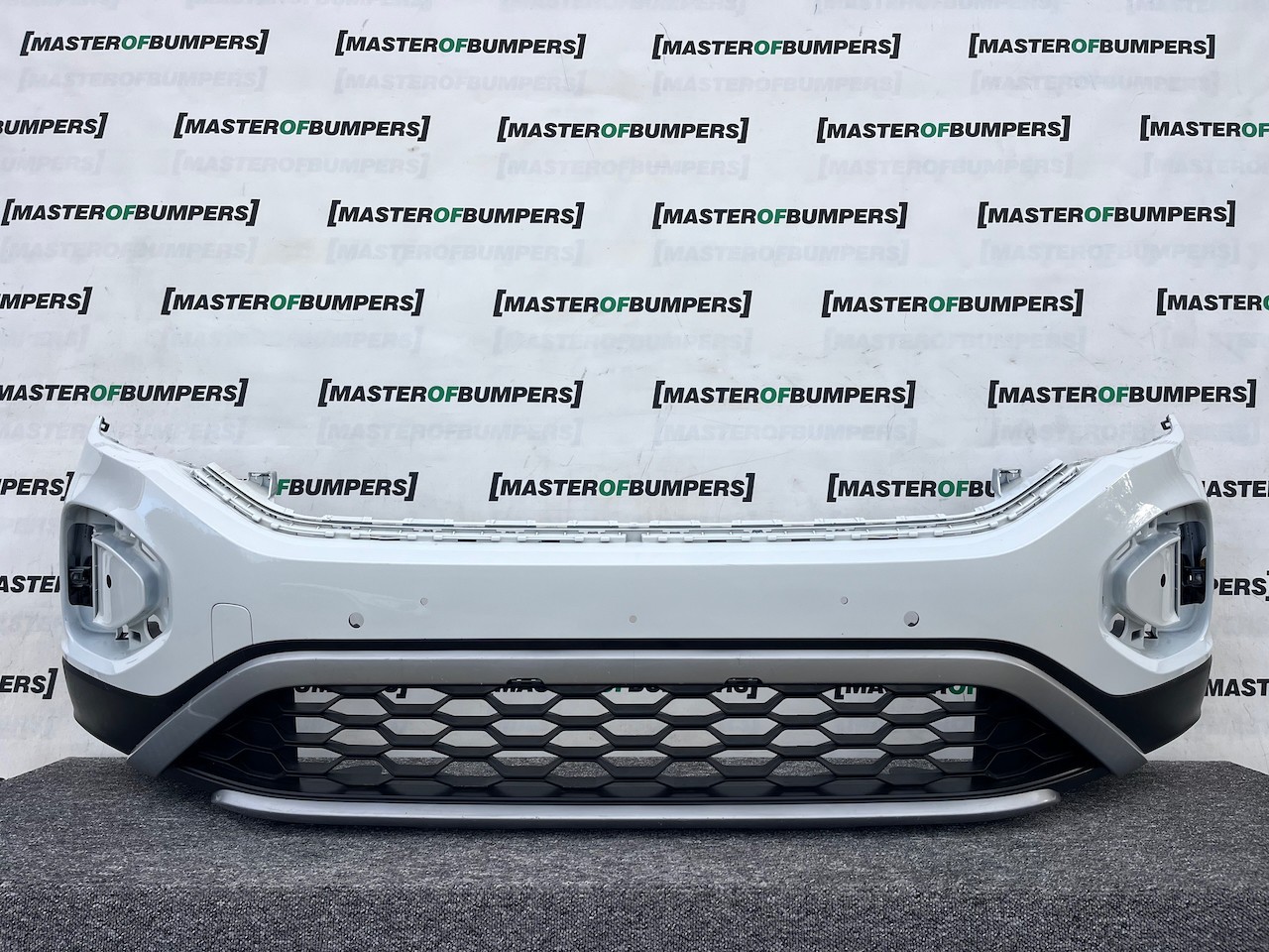 VW T-roc Troc Tfsi Evo Life Style 2022-2025 Front Bumper 6 Pdc Genuine [v16]