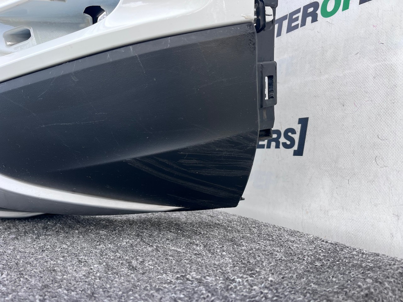 VW T-roc Troc Tfsi Evo Life Style 2022-2025 Front Bumper 6 Pdc Genuine [v16]