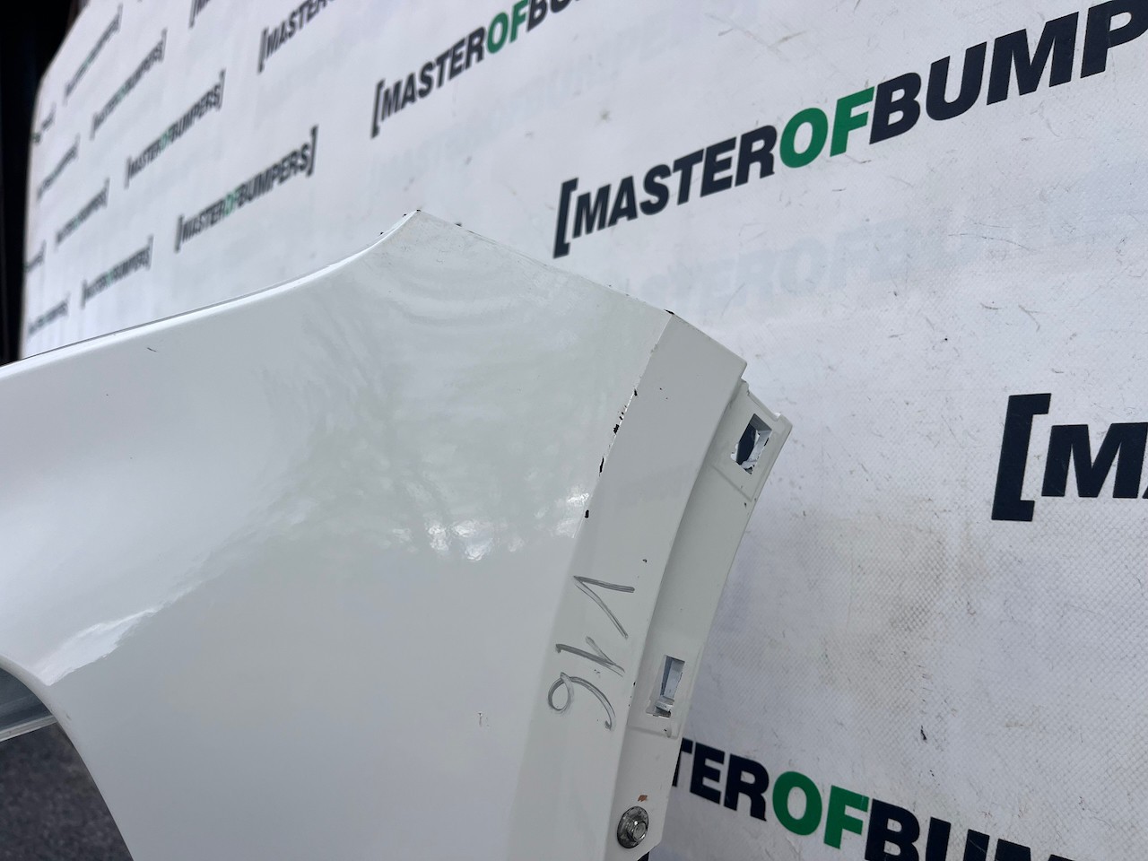 VW T-roc Troc Tfsi Evo Life Style 2022-2025 Front Bumper 6 Pdc Genuine [v16]