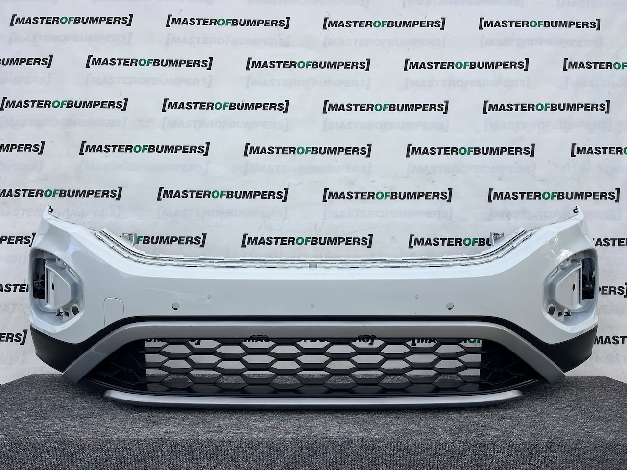 VW T-roc Troc Tfsi Evo Life Style 2022-2025 Front Bumper 6 Pdc Genuine [v16]