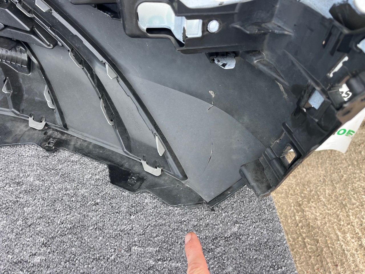 VW T-roc Troc Tfsi Evo Life Style 2022-2025 Front Bumper 6 Pdc Genuine [v430]