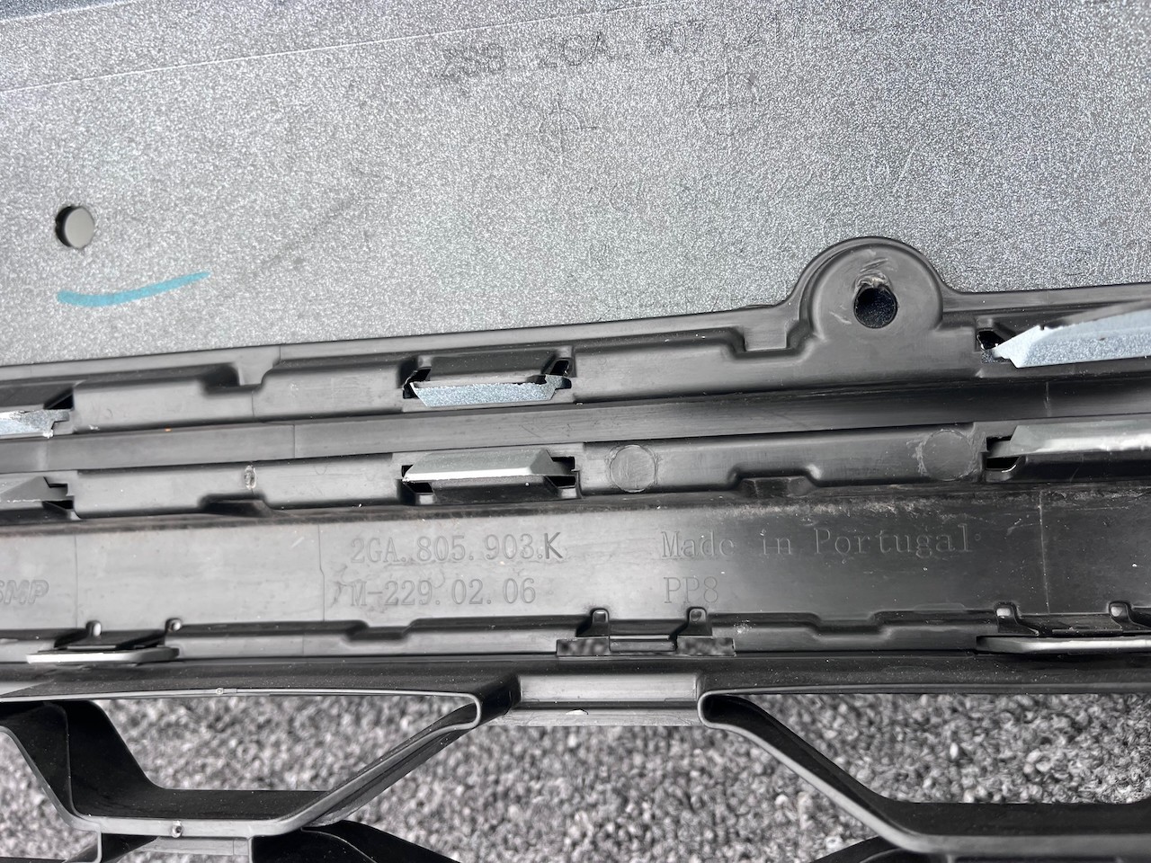 VW T-roc Troc Tfsi Evo Life Style 2022-2025 Front Bumper 6 Pdc Genuine [v430]