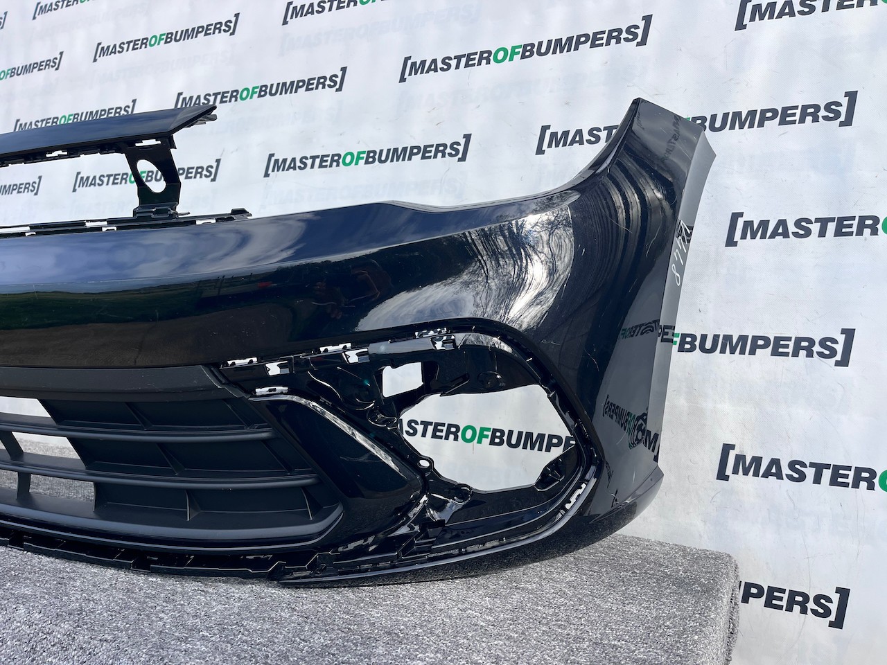 VW Polo Se Gt R Line Mk6 Lift Hatchback 2021-2024 Front Bumper Genuine [v448]