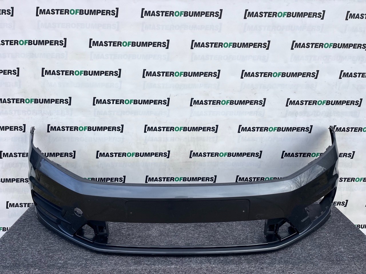 VW Caddy Passenger Short Maxi 2015-19 Front Bumper No Pdc No Jets Genuine [v468]