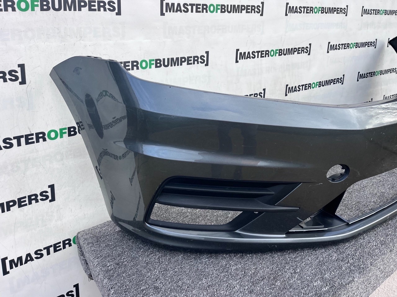 VW Caddy Passenger Short Maxi 2015-19 Front Bumper No Pdc No Jets Genuine [v468]