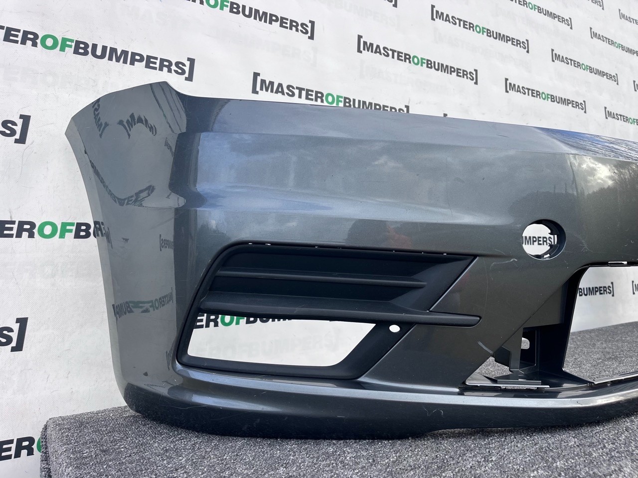 VW Caddy Passenger Short Maxi 2015-19 Front Bumper No Pdc No Jets Genuine [v468]