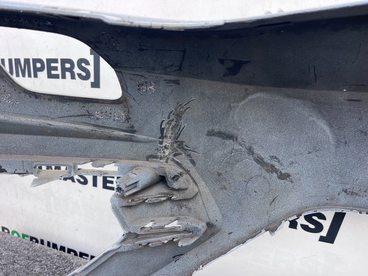 VW Golf R Mk7.5 Hatchback Esta 2017-2019 Front Bumper 4 Pdc +jets Genuine [v470]