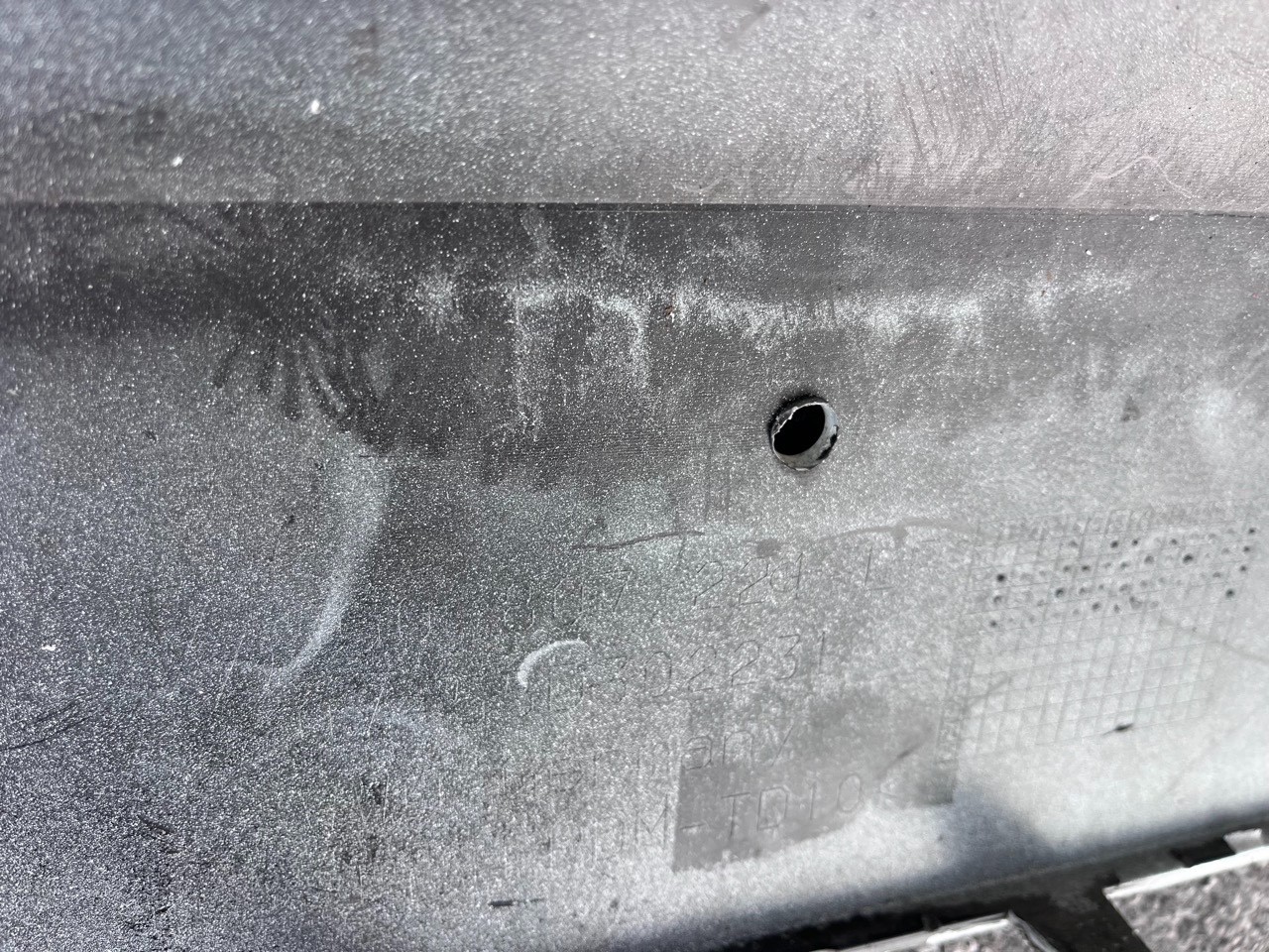 VW Golf R Mk7.5 Hatchback Esta 2017-2019 Front Bumper 4 Pdc +jets Genuine [v470]