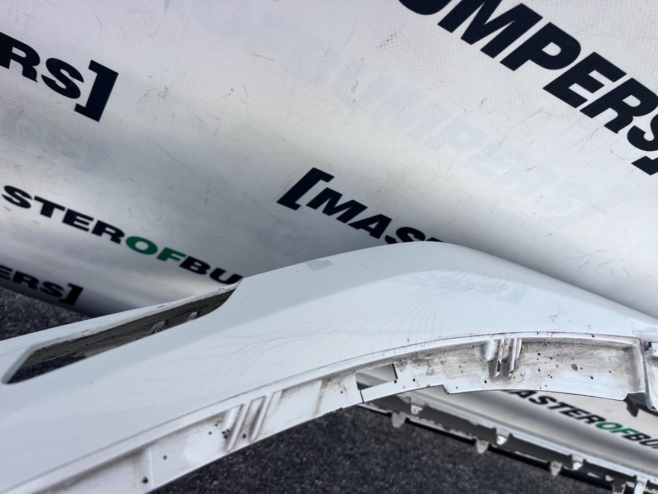 VW Golf R Mk7.5 Hatchback Esta 2017-2019 Front Bumper 4 Pdc +jets Genuine [v470]