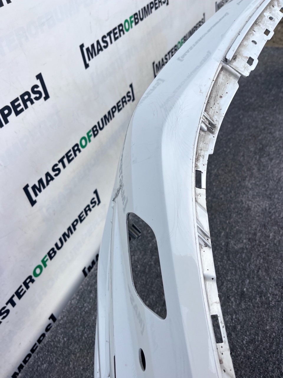 VW Golf R Mk7.5 Hatchback Esta 2017-2019 Front Bumper 4 Pdc +jets Genuine [v470]