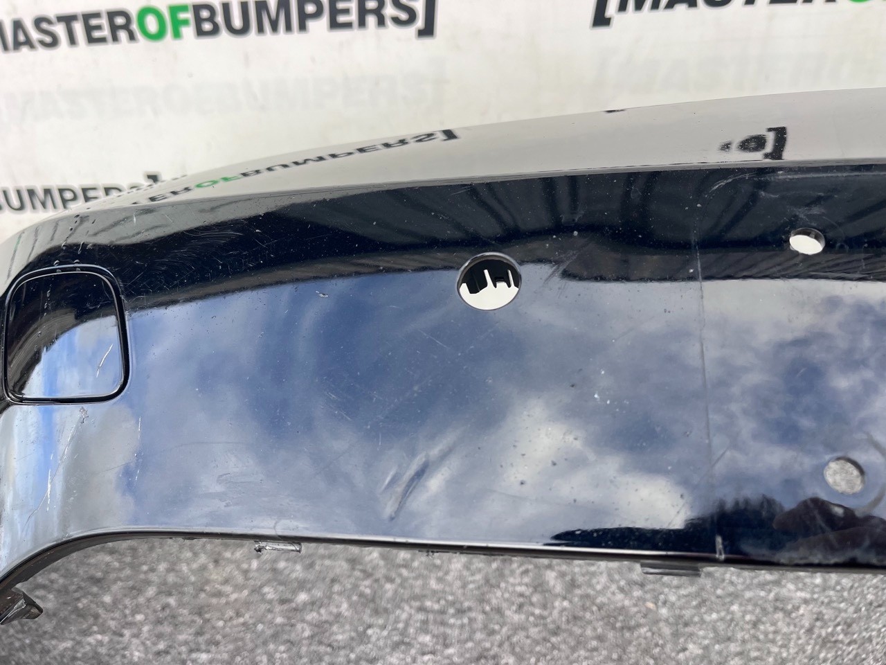 VW Golf R Mk7.5 Hatchback Esta 2017-2019 Front Bumper 4 Pdc Genuine [v467]