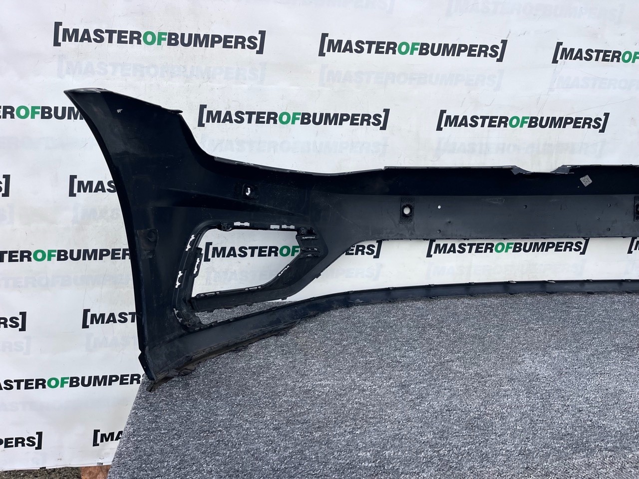 VW Golf R Mk7.5 Hatchback Esta 2017-2019 Front Bumper 4 Pdc Genuine [v467]