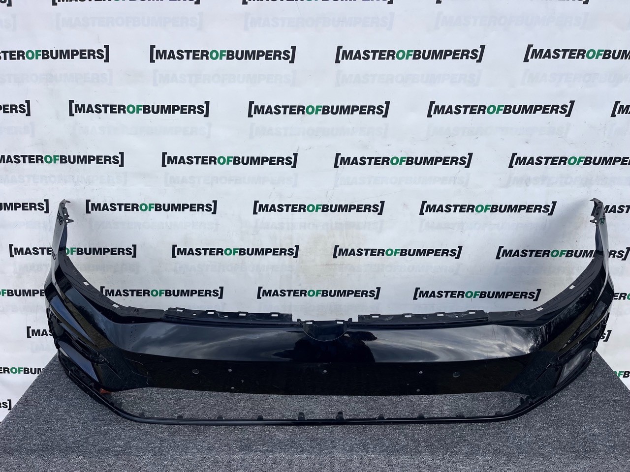 VW Golf R Mk7.5 Hatchback Esta 2017-2019 Front Bumper 4 Pdc Genuine [v467]