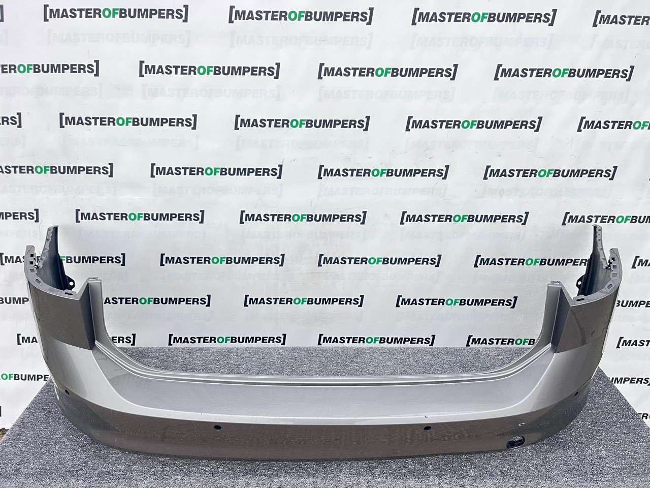 VW Golf Estate Mk7.5 (mk7 Facelift) 2017-2020 Rear Bumper 4 Pdc Genuine [v473]
