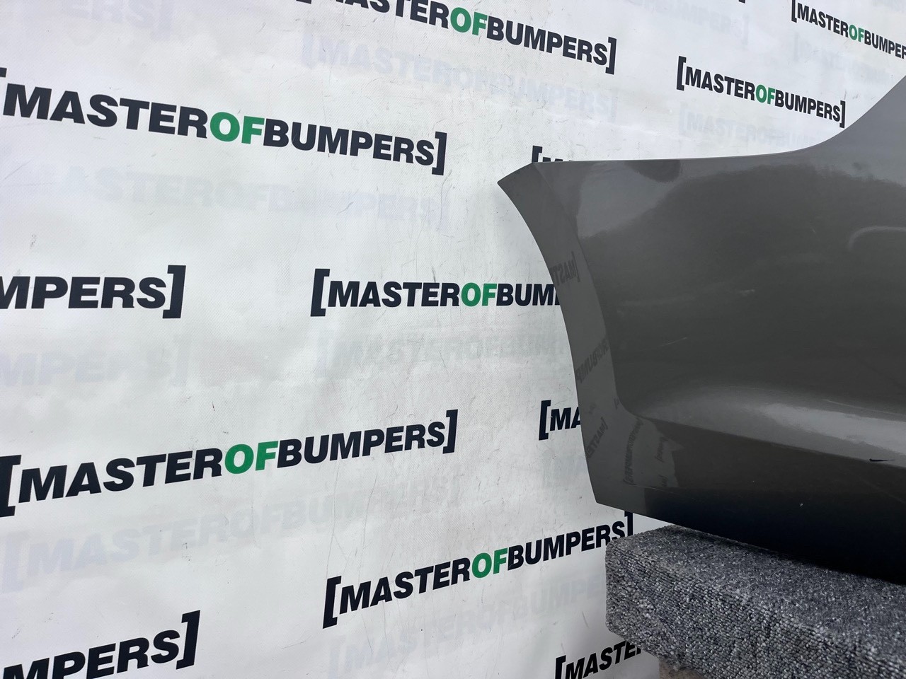 VW Golf Estate Mk7.5 (mk7 Facelift) 2017-2020 Rear Bumper 4 Pdc Genuine [v473]