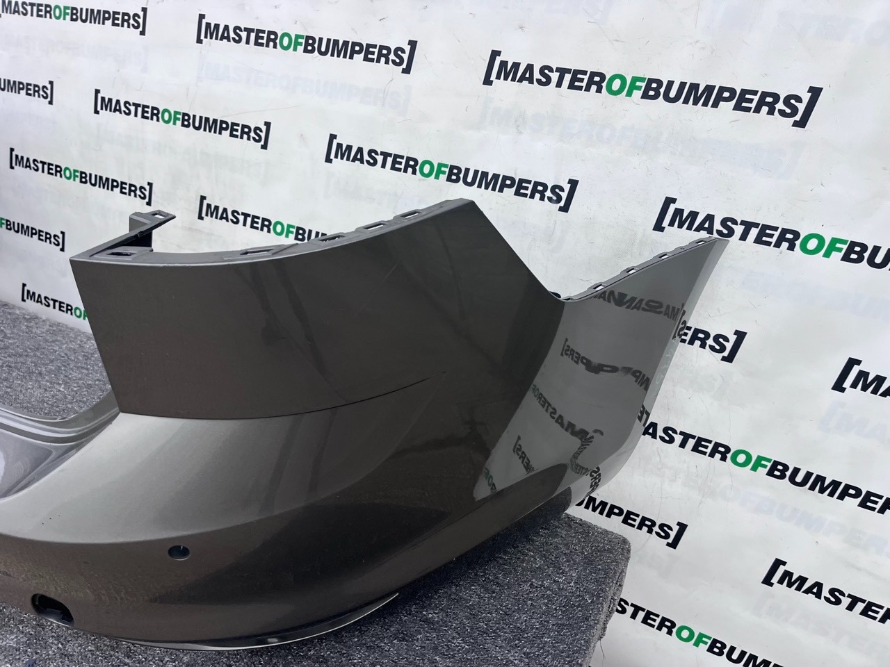 VW Golf Estate Mk7.5 (mk7 Facelift) 2017-2020 Rear Bumper 4 Pdc Genuine [v473]