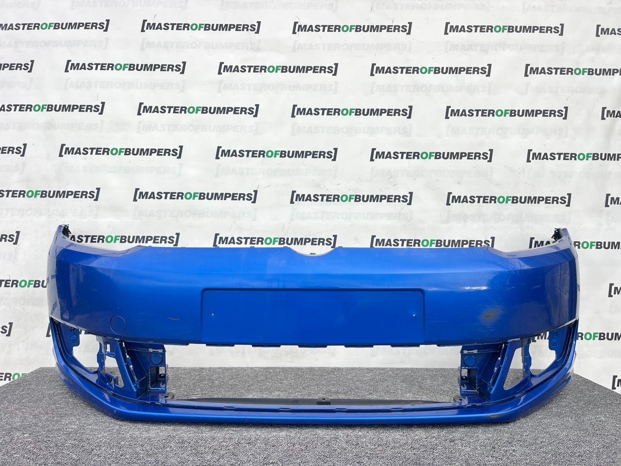 VW Touran Mk2 2011-2014 Front Bumper No Pdc No Jets Genuine [v918]