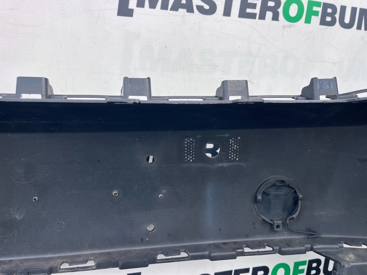 VW Passat B7 2010-2014 Front Bumper 4 Pdc + Jets Genuine [v477]